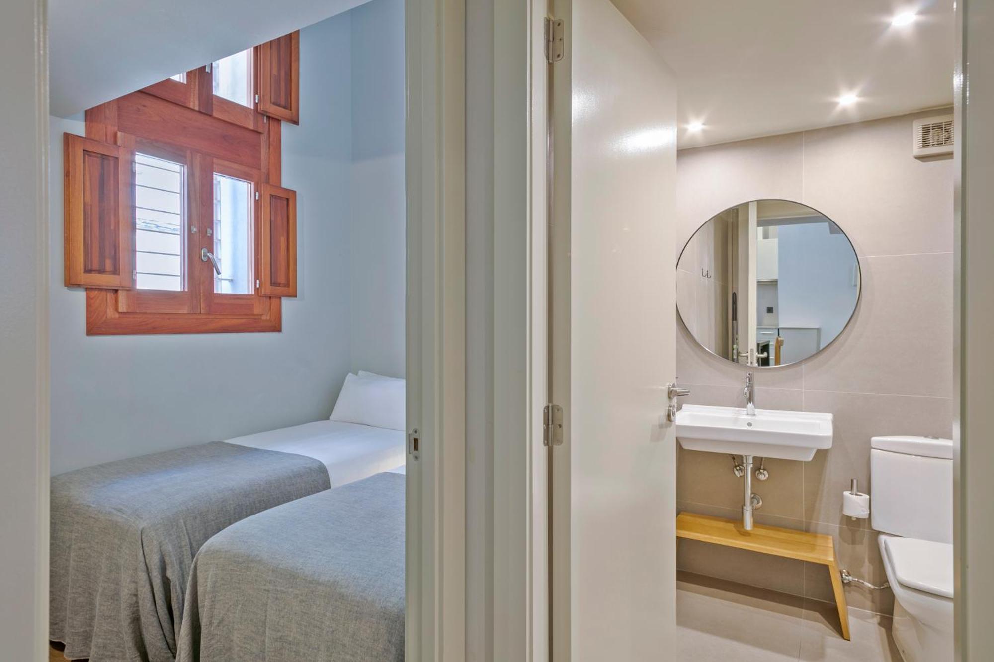 Uma Suites Barceloneta Beach Exterior photo