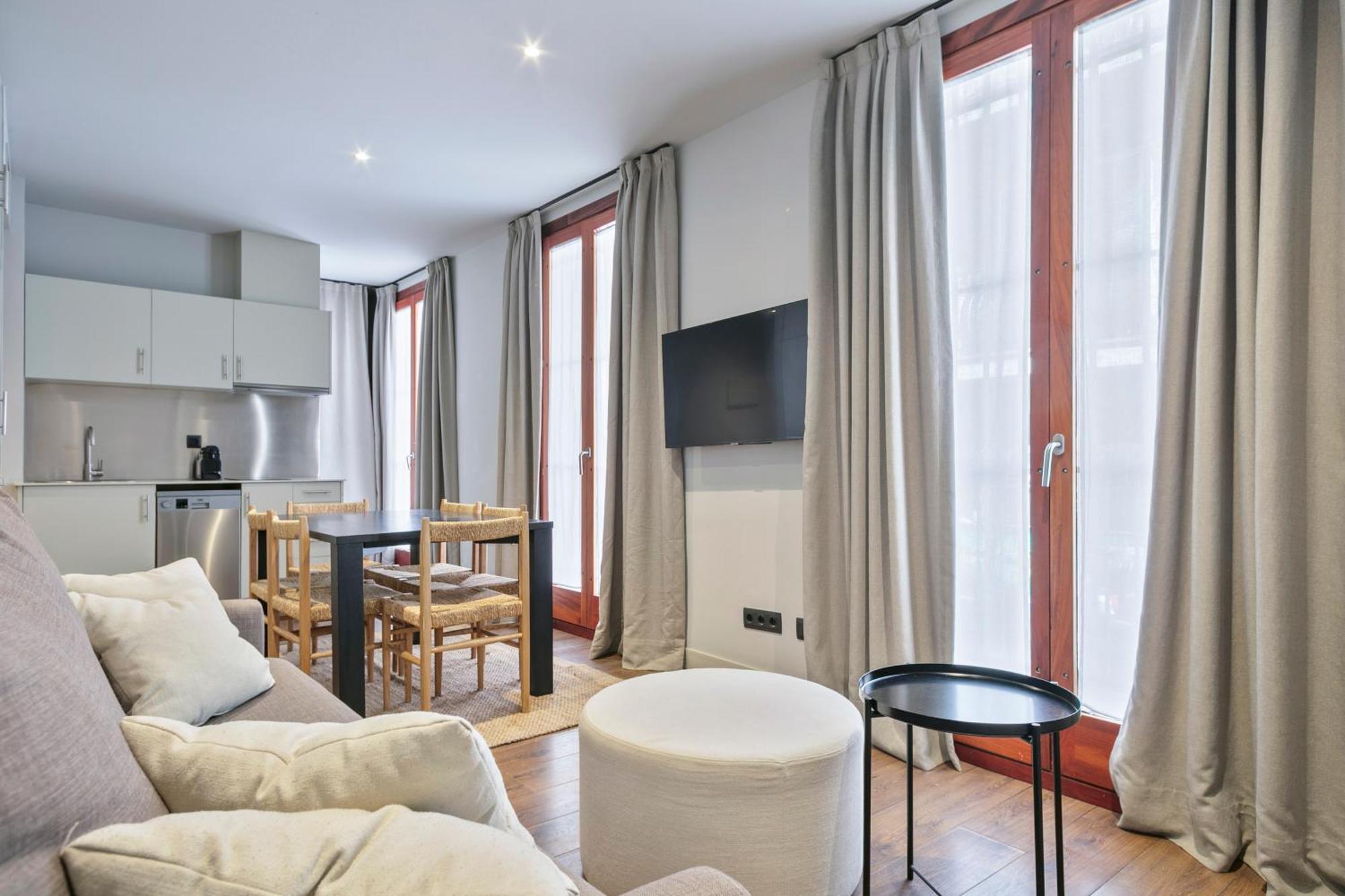 Uma Suites Barceloneta Beach Exterior photo