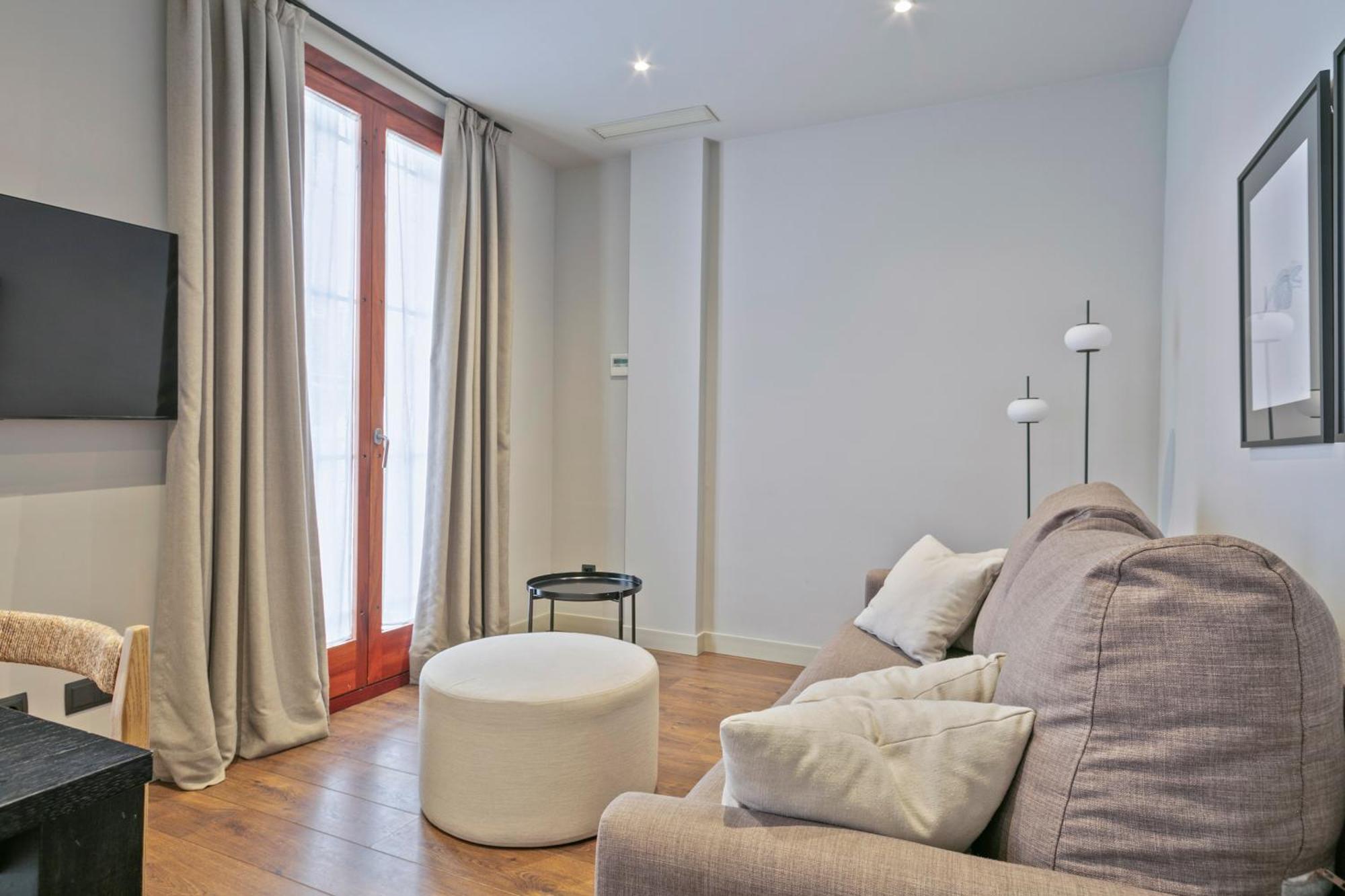 Uma Suites Barceloneta Beach Exterior photo