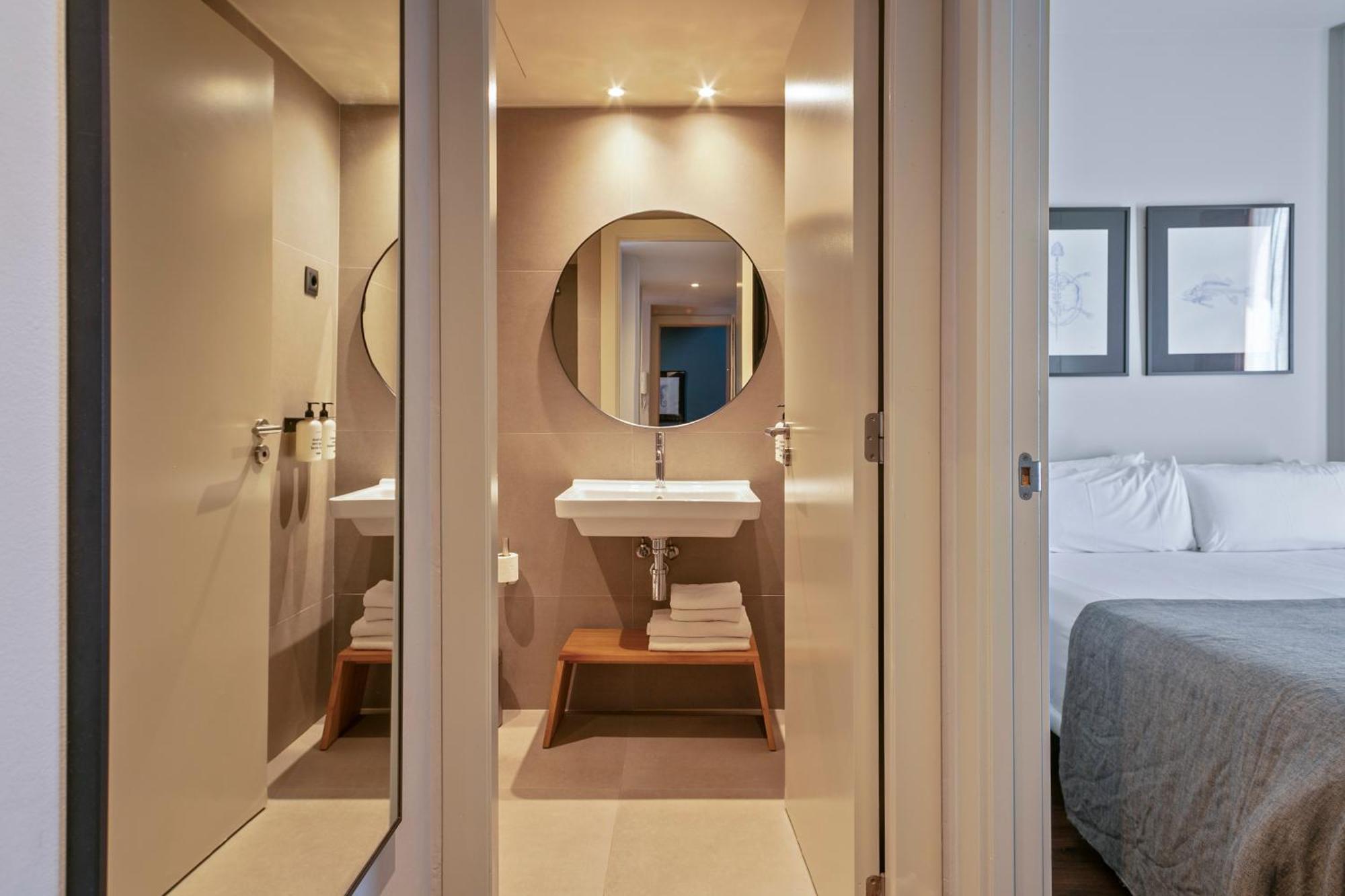Uma Suites Barceloneta Beach Exterior photo