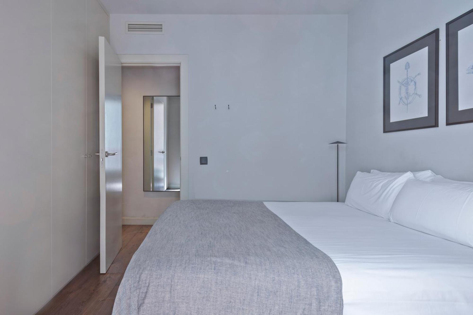 Uma Suites Barceloneta Beach Exterior photo